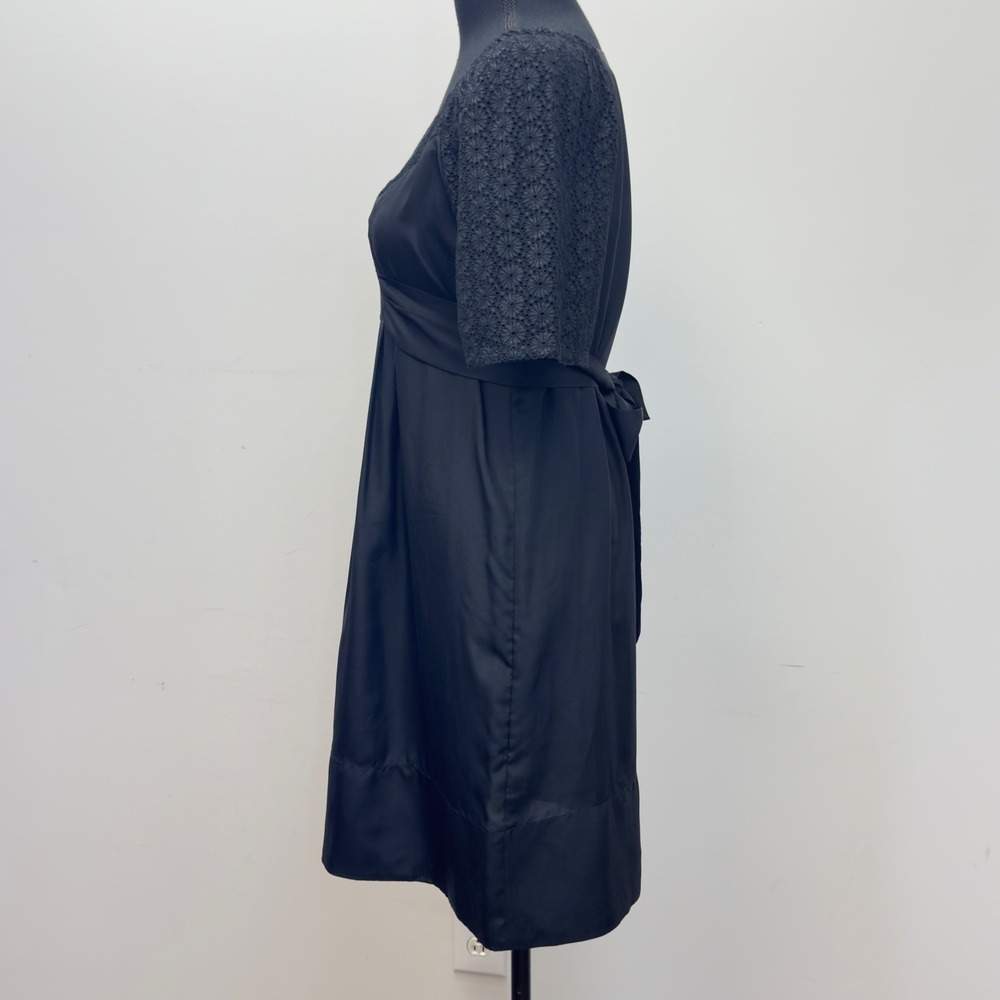 Banana Republic Black Dress 100% Silk Cotton Eyelet Puff Sleeve‎ Tie Back Size 2 - Picture 3 of 10